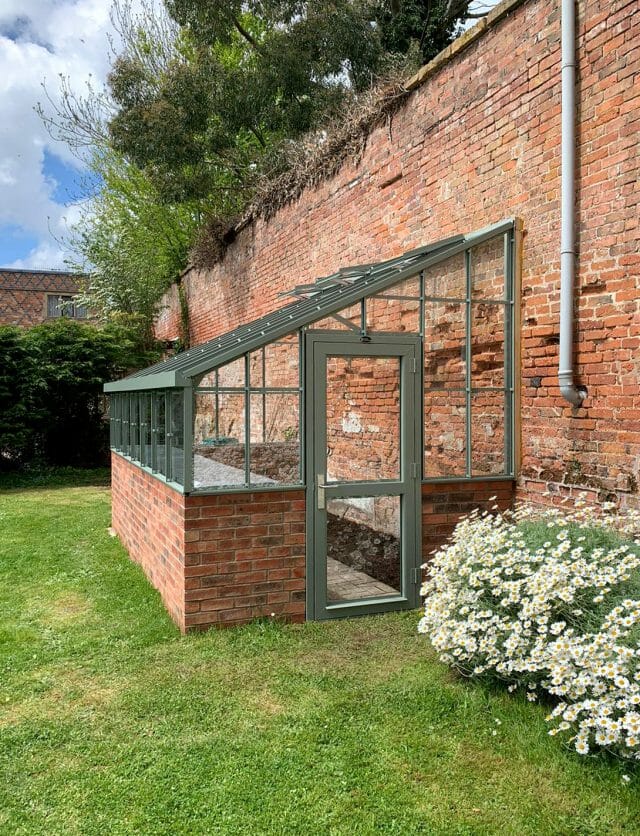 Lean-To Gallery Dovetail Greenhouses