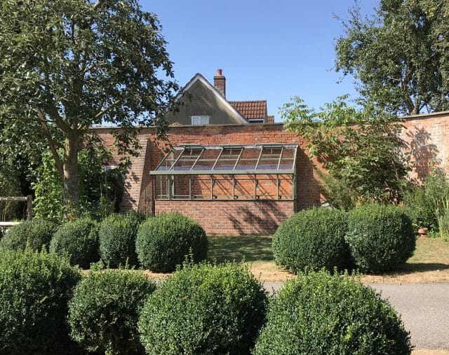 Lean-To Gallery Dovetail Greenhouses