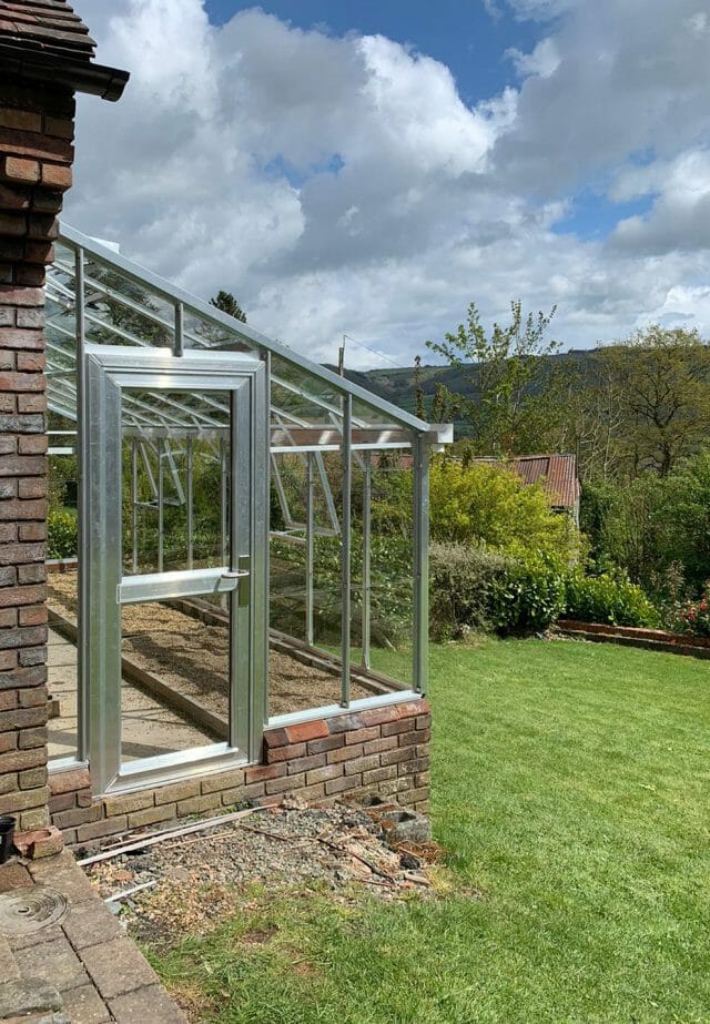 Lean-To Gallery Dovetail Greenhouses