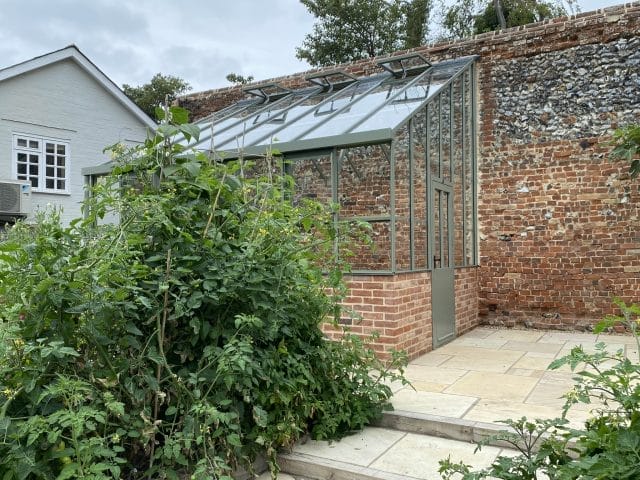 Lean-To Gallery Dovetail Greenhouses