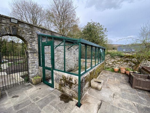 Lean-To Gallery Dovetail Greenhouses