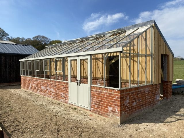 Lean-To Gallery Dovetail Greenhouses