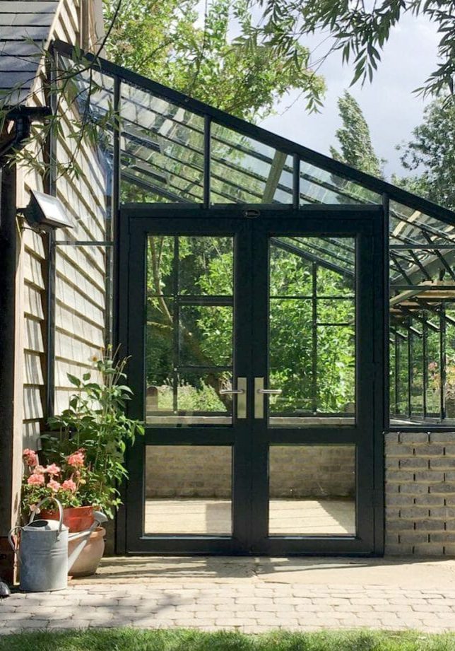How to Choose a Greenhouse Dovetail Greenhouses
